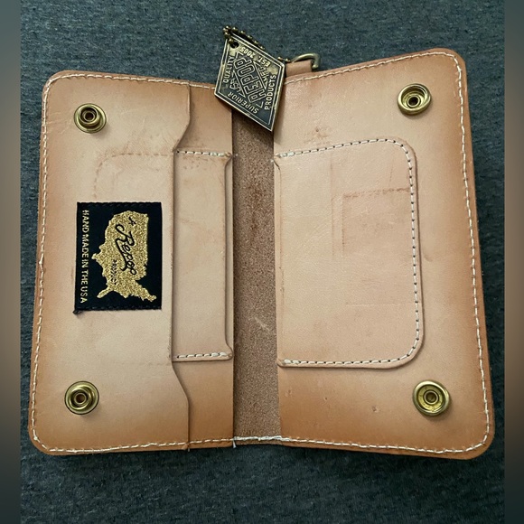 Repop Mfg Leather Wallet - Picture 4 of 4